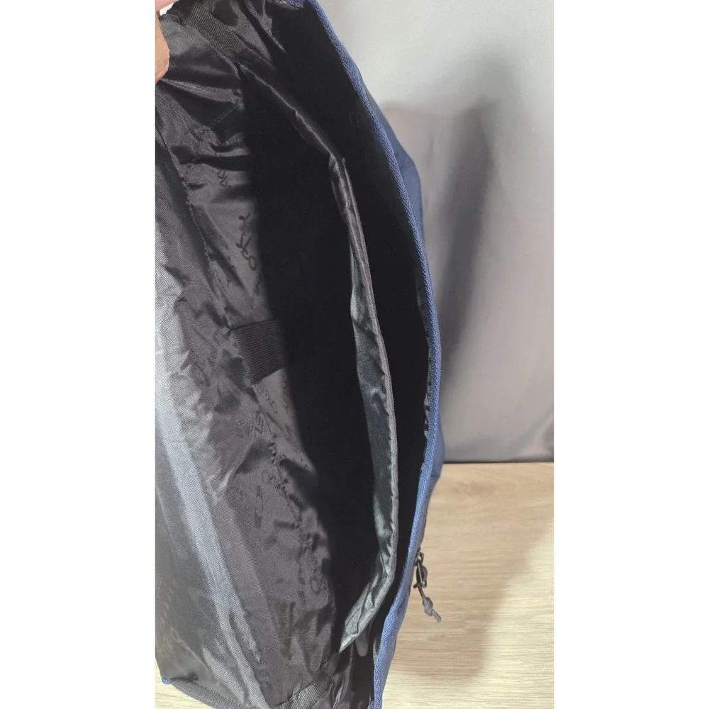 Oakley Messenger Bag  Blue Travel Adventure Carry On Laptop